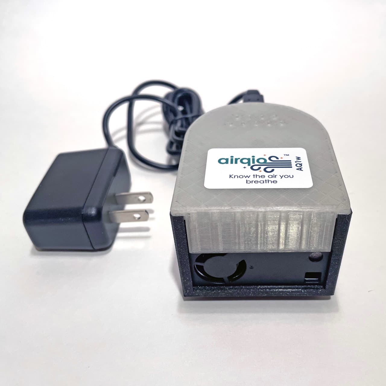 AQ1w S65 WIfi indoor air quality monitor, front