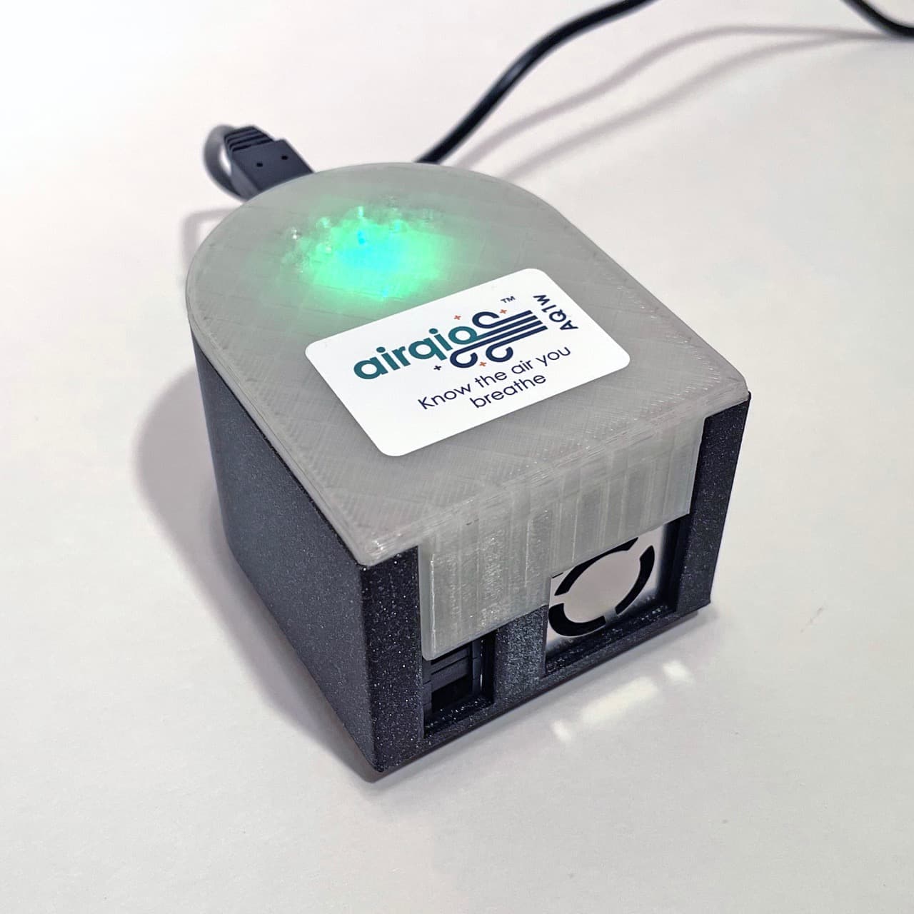 AQ1w S55 operating left view green
